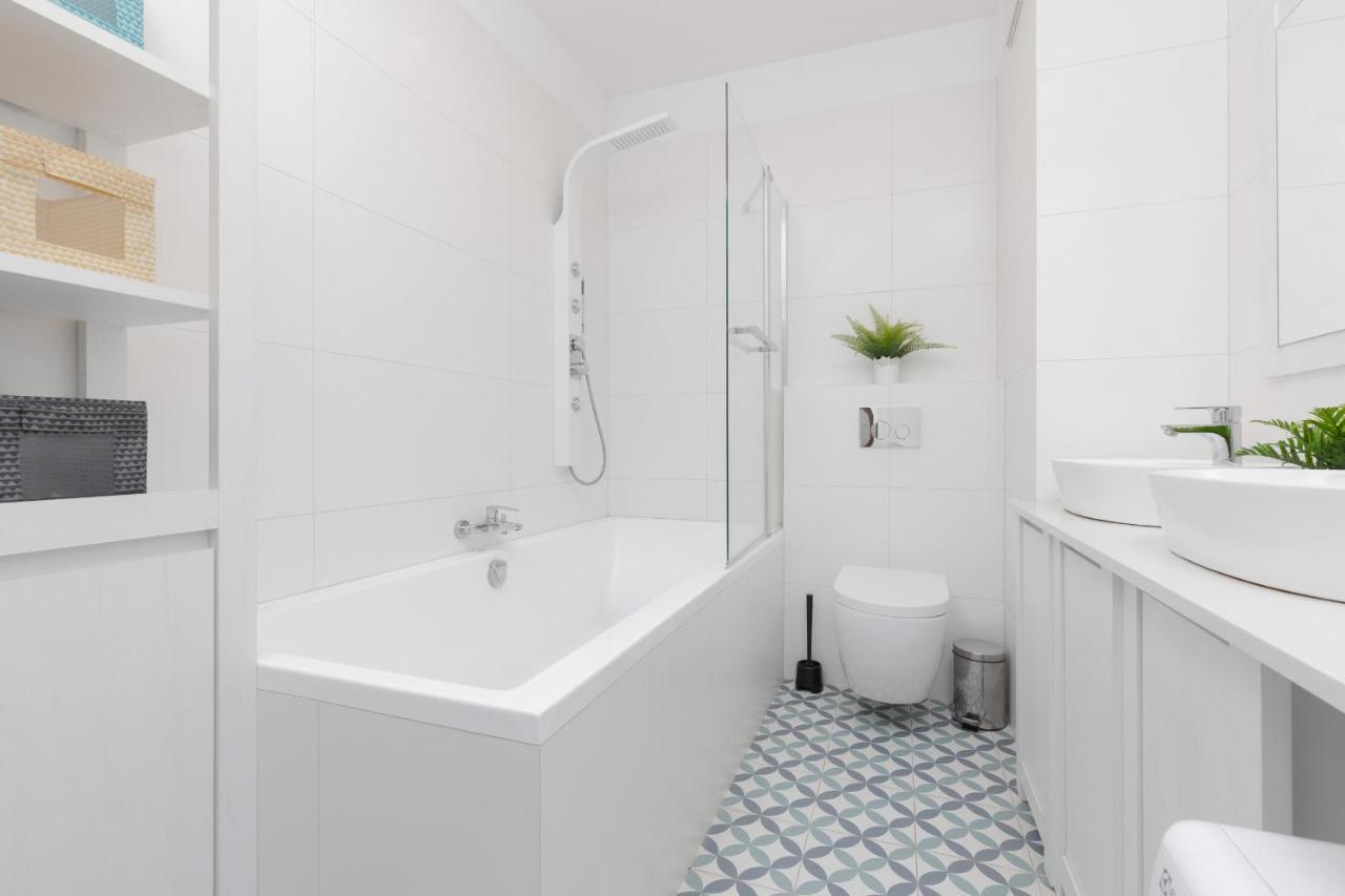 Apartment Sierakowskiego By Renters