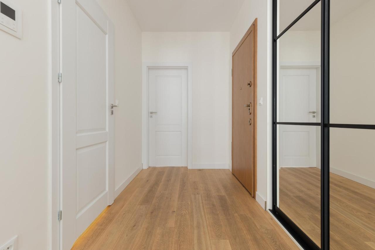Apartment Sierakowskiego By Renters Warsaw