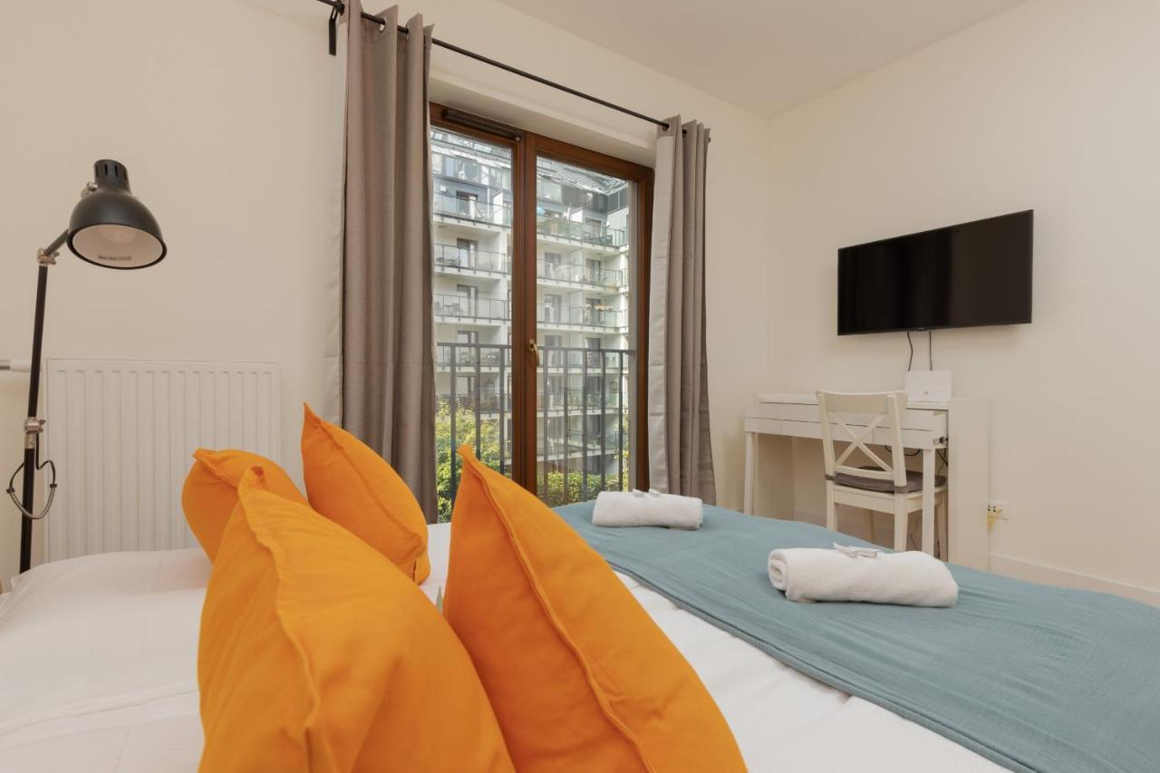 Sierakowskiego By Renters Apartment Warsaw