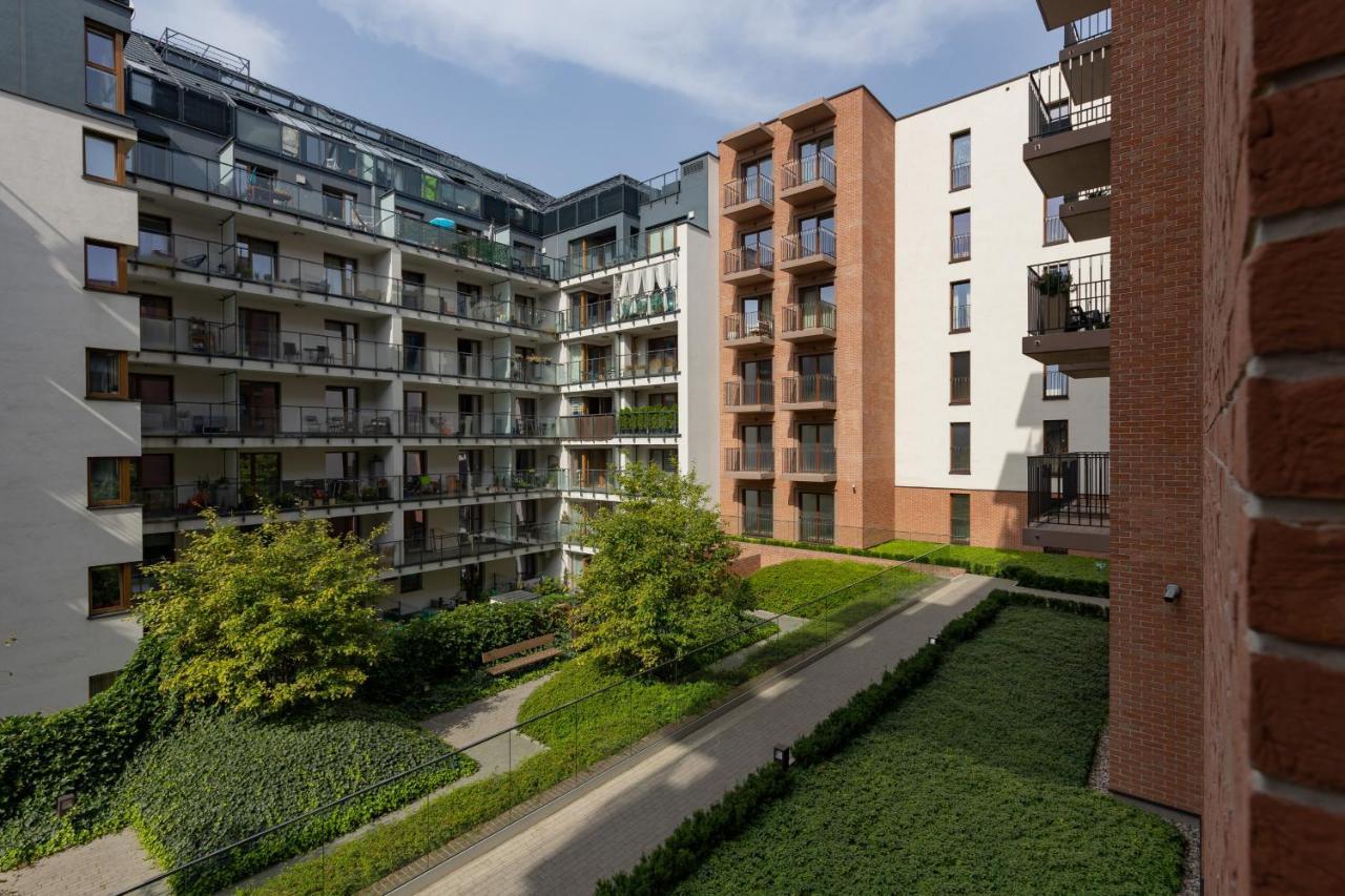 Sierakowskiego By Renters * Warszawa